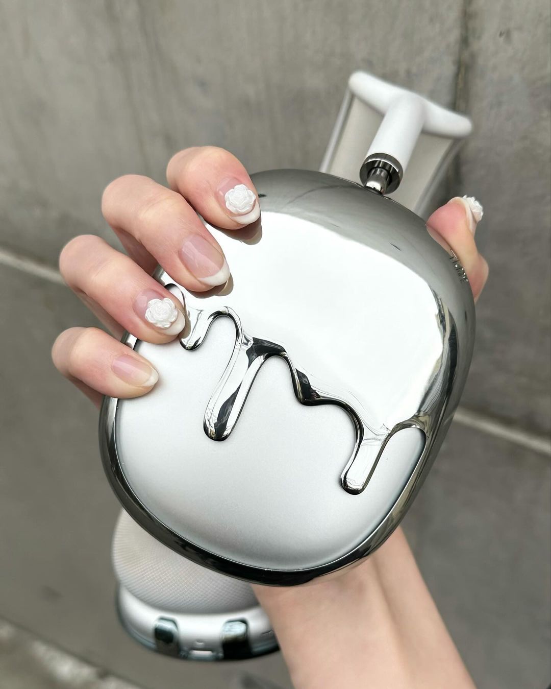 Drip Frames for AirPods Max (Silver)