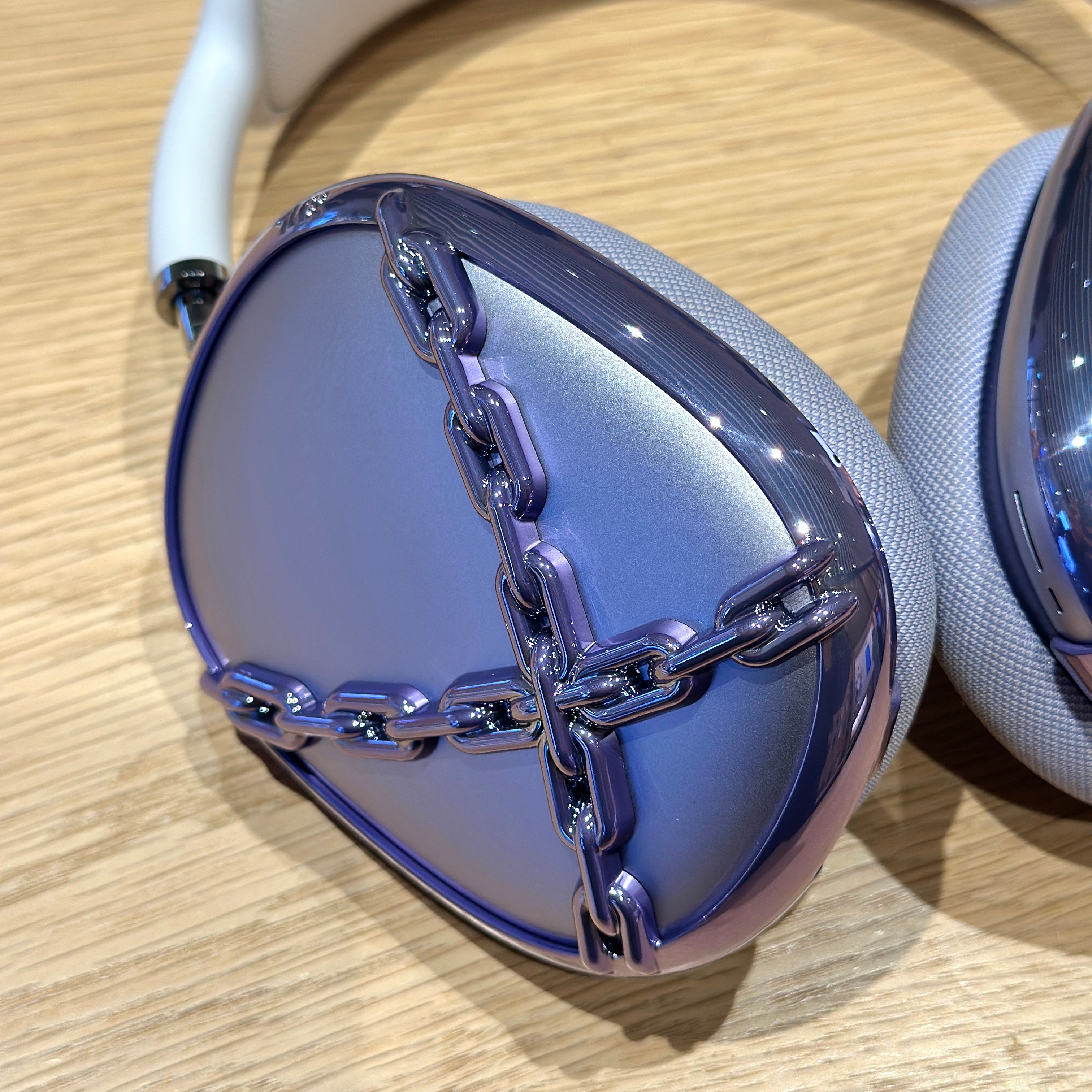 Chain Frames (Lavender)